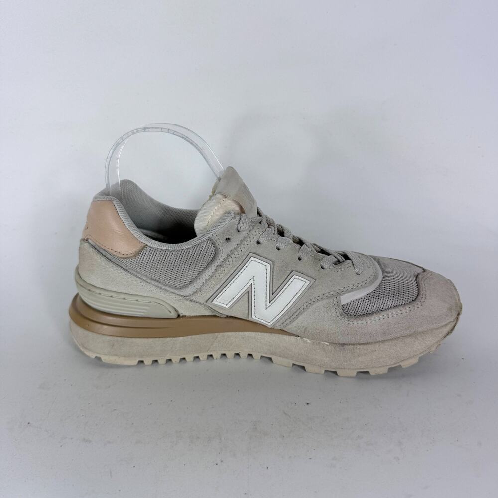 New Balance 574 Athletic Sneakers Women's 8.5 Legacy Cream Low Top Classic Shoes - Picture 3 of 10